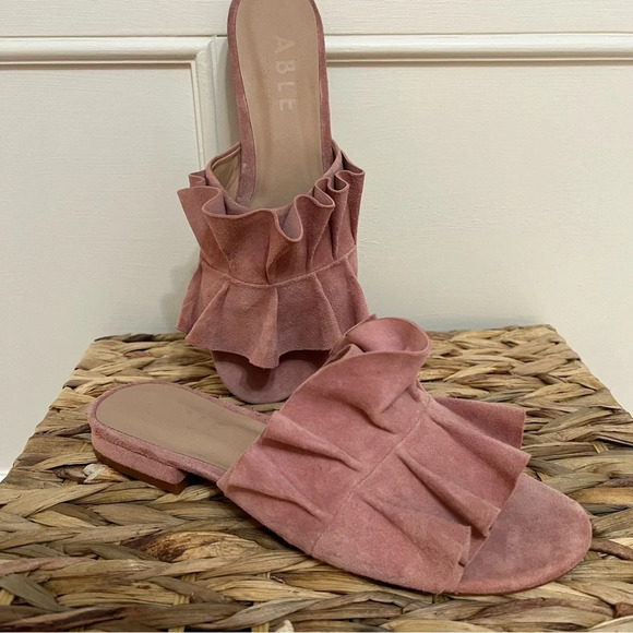Able Villanueva Desert Rose Ruffle Suede Slide. Size 7.5. NWOB. - Picture 6 of 7